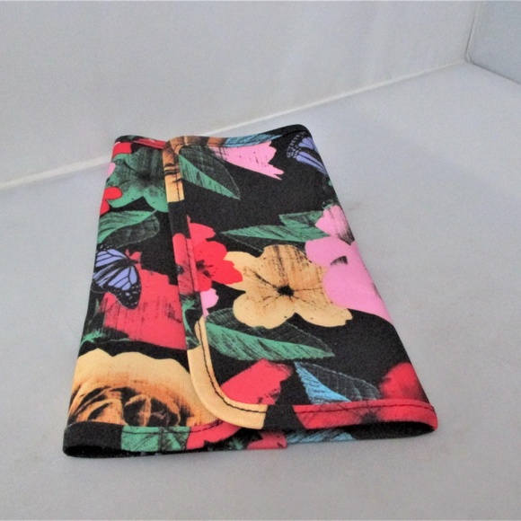 Vera Bradley Tri-Fold Makeup Brush Travel Case - Picture 6 of 8